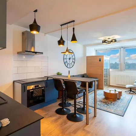 Plein Centre-ville T2 Avec Sauna Aix-les-Bains