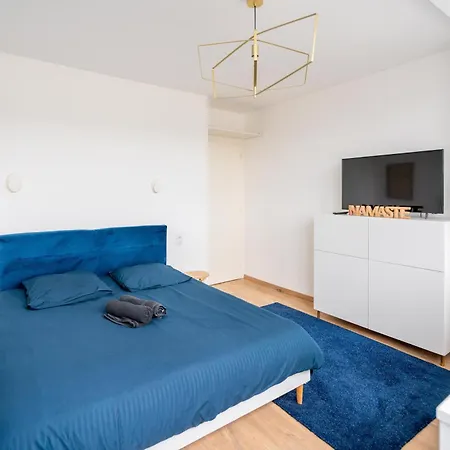 Plein Centre-ville T2 Avec Sauna * Aix-les-Bains